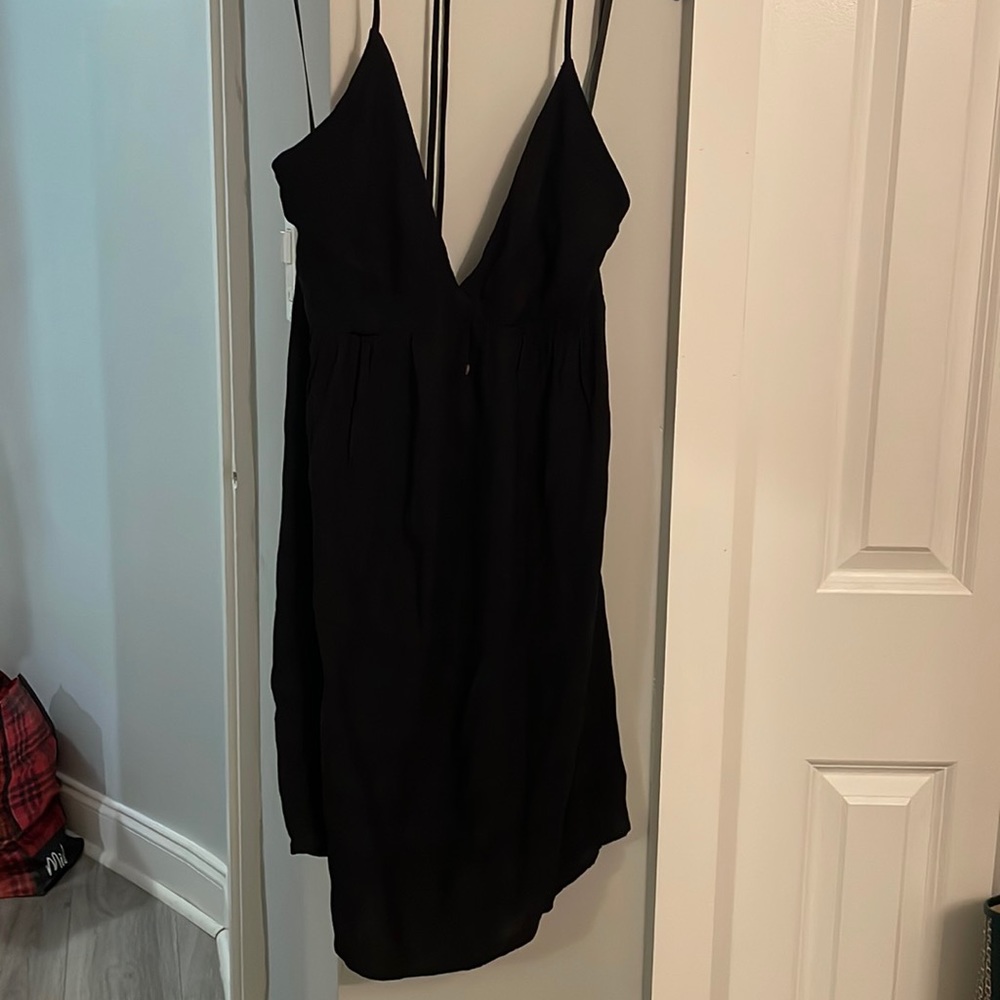 Bcbgeneration v neck tie halter mini dress